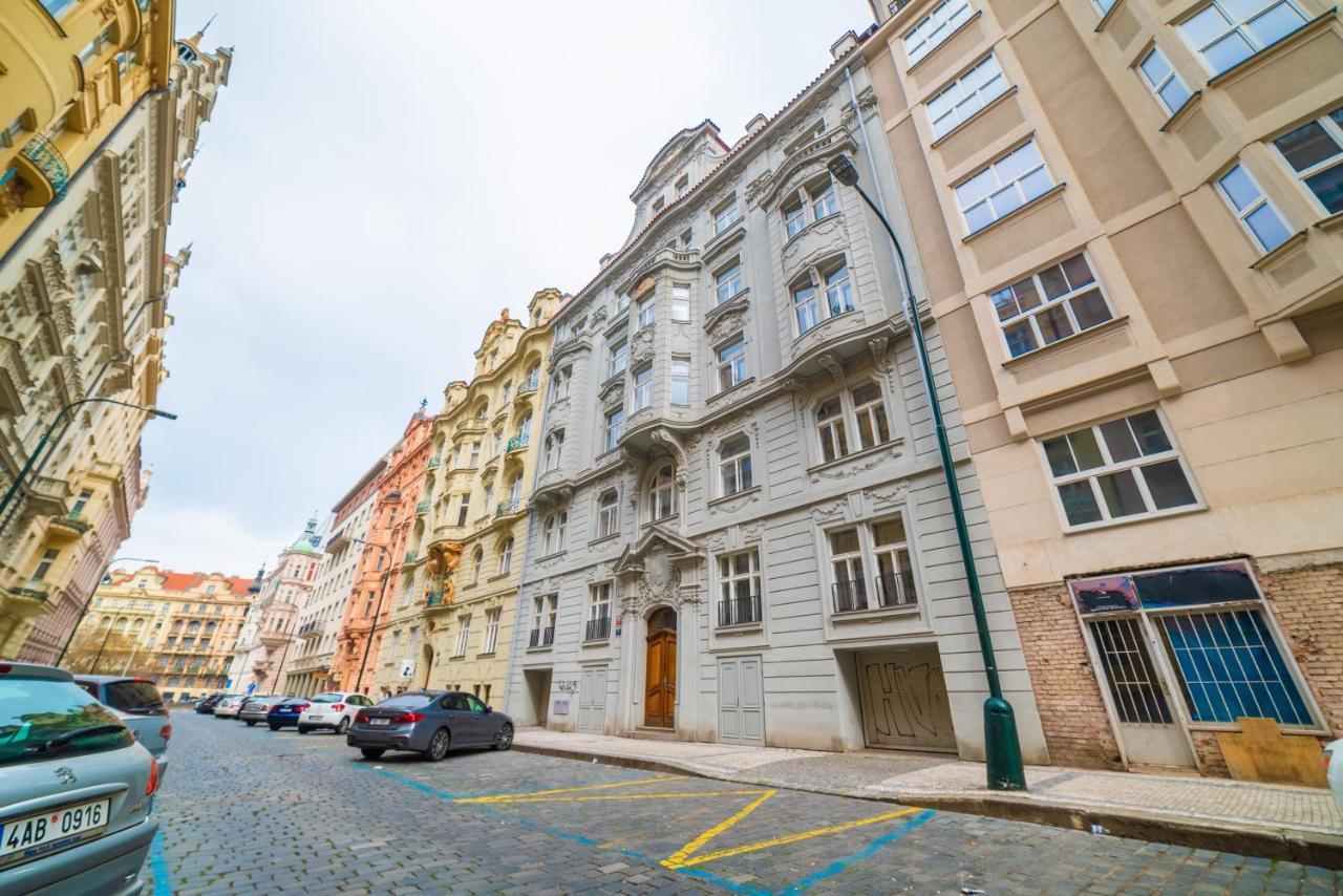 New Apartments Near Dancing House Praha Exteriér fotografie