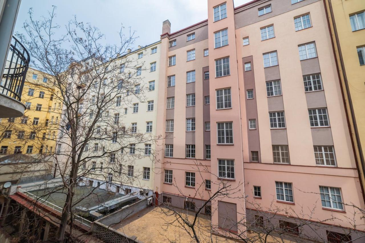 New Apartments Near Dancing House Praha Exteriér fotografie